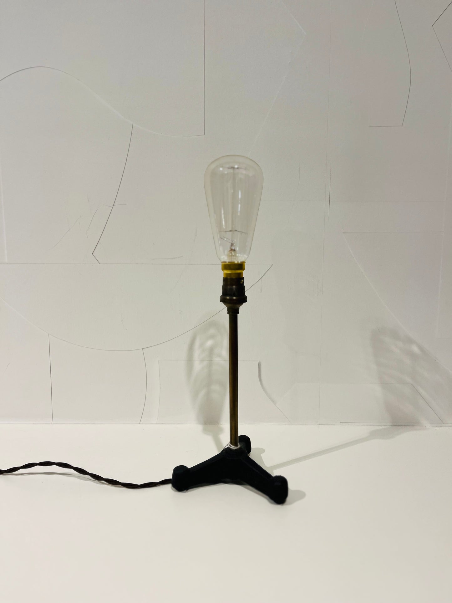 Vergeten Verlichting - tafellamp 3-punt voet