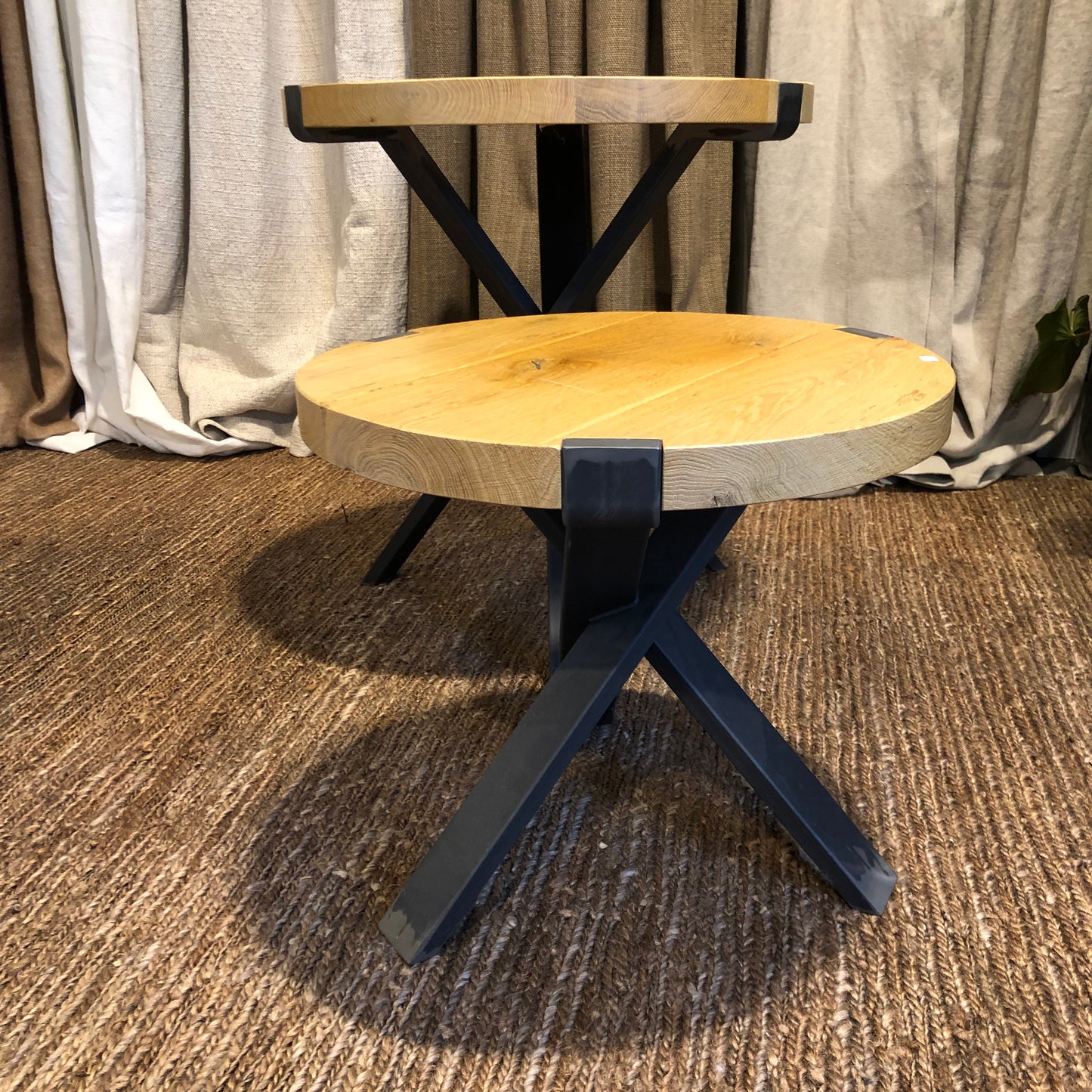 Set van 2 ronde bijzettafels