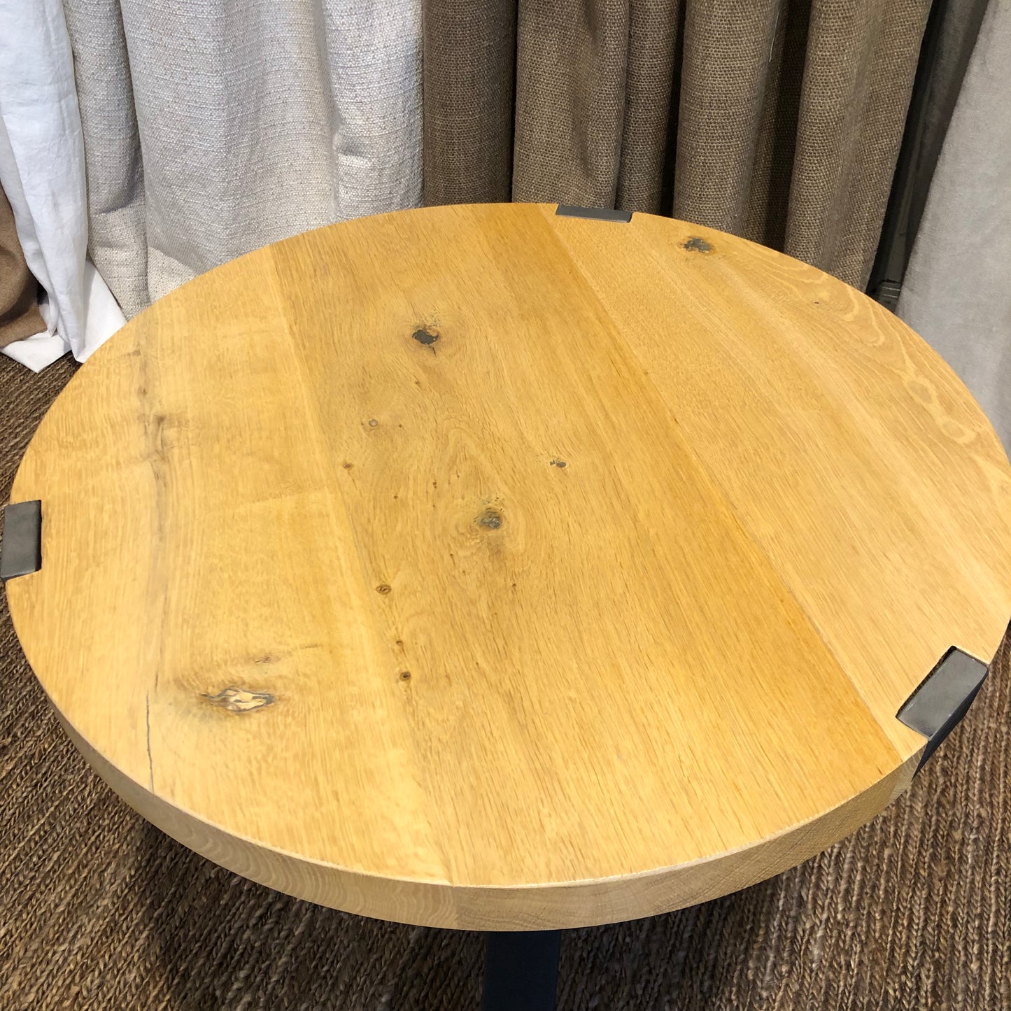 Set van 2 ronde bijzettafels