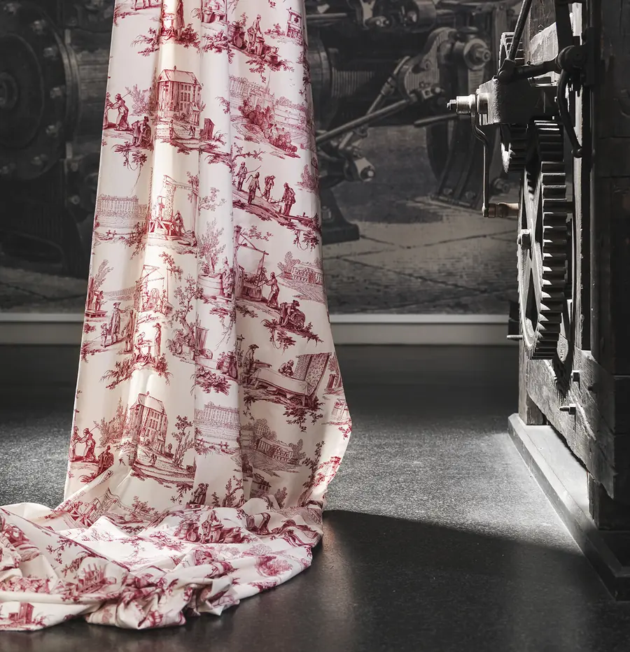 Toile de Jouy voor een oude foto van de weverij. Stoffen van Casal.
